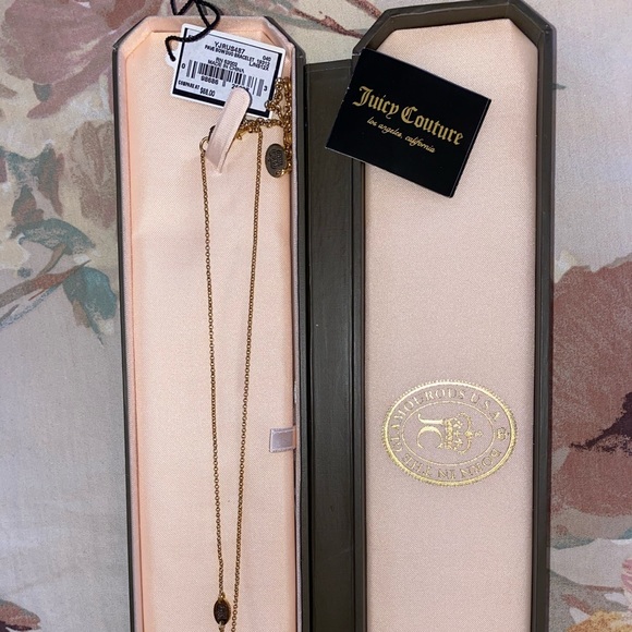 Juicy couture cherry necklace - Picture 2 of 5